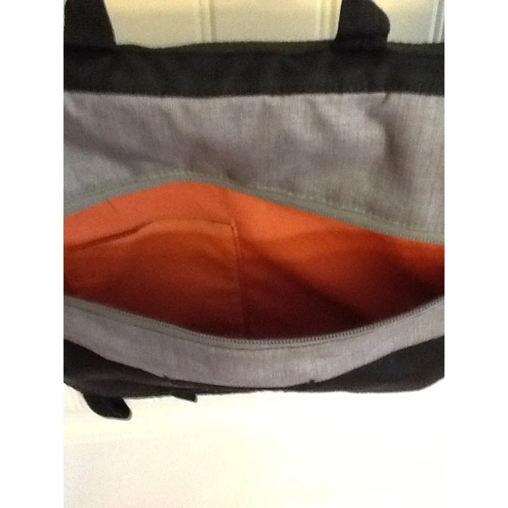 Everki ContemPRO Messenger Bag‎ Black Nylon Laptop Work Briefcase Travel Padded